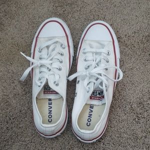 White low top converse